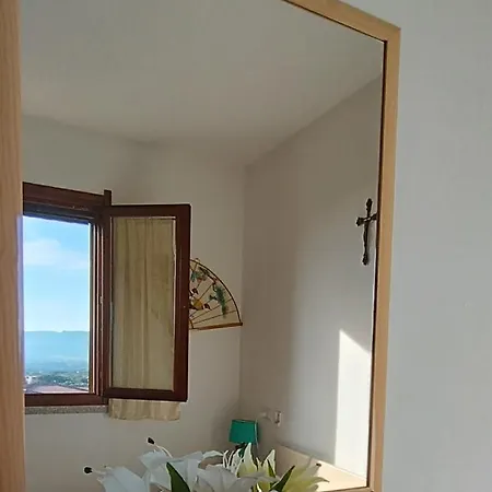 Aurora House Apartament *
